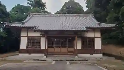 白鳥神社の本殿・本堂