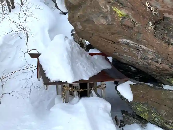 西花童子の本殿・本堂