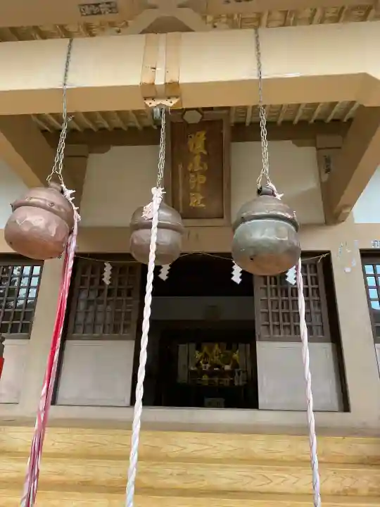 藤原町護国神社の{uncategorized: "未分類", other: "その他", undefined: "問題あり", building: "その他建物", grave: "お墓", sacred_gate: "鳥居", guardian: "狛犬", statue: "像", buddha: "仏像", history: "歴史", nature: "自然", garden: "庭園", animal: "動物", pagoda: "塔", temizu: "手水舎", mountain_gate: "山門・神門", sanctuary: "本殿・本堂", subordinate: "末社・摂社", art: "芸術", scenery: "景色", jizo: "地蔵", ema: "絵馬", goshuin: "御朱印", omikuji: "おみくじ", items: "授与品その他", amulet: "お守り", goshuincho: "御朱印帳", eats: "食事", festival: "お祭り", votive_dance: "神楽", shichigosan: "七五三参", wedding: "結婚式", experience: "体験その他", initially: "初詣", around: "周辺", anti_infection: "感染症対策"}