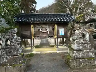 海潮神社の{uncategorized: "未分類", other: "その他", undefined: "問題あり", building: "その他建物", grave: "お墓", sacred_gate: "鳥居", guardian: "狛犬", statue: "像", buddha: "仏像", history: "歴史", nature: "自然", garden: "庭園", animal: "動物", pagoda: "塔", temizu: "手水舎", mountain_gate: "山門・神門", sanctuary: "本殿・本堂", subordinate: "末社・摂社", art: "芸術", scenery: "景色", jizo: "地蔵", ema: "絵馬", goshuin: "御朱印", omikuji: "おみくじ", items: "授与品その他", amulet: "お守り", goshuincho: "御朱印帳", eats: "食事", festival: "お祭り", votive_dance: "神楽", shichigosan: "七五三参", wedding: "結婚式", experience: "体験その他", initially: "初詣", around: "周辺", anti_infection: "感染症対策"}