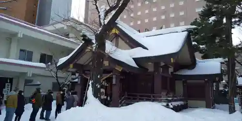 三吉神社の本殿