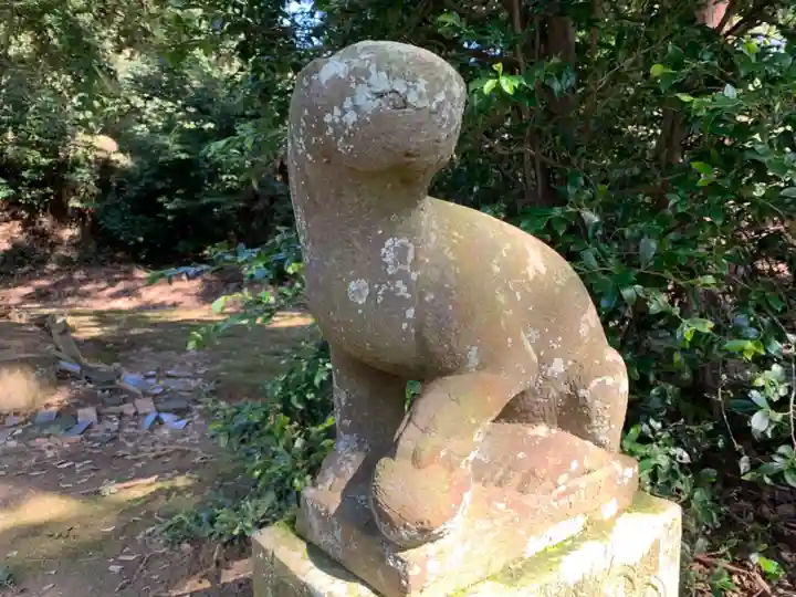 稲荷神社の狛犬