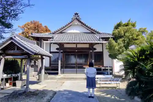 善行寺の本殿・本堂