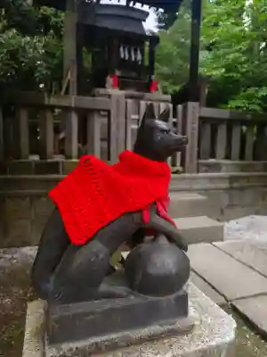 箭弓稲荷神社の{uncategorized: "未分類", other: "その他", undefined: "問題あり", building: "その他建物", grave: "お墓", sacred_gate: "鳥居", guardian: "狛犬", statue: "像", buddha: "仏像", history: "歴史", nature: "自然", garden: "庭園", animal: "動物", pagoda: "塔", temizu: "手水舎", mountain_gate: "山門・神門", sanctuary: "本殿・本堂", subordinate: "末社・摂社", art: "芸術", scenery: "景色", jizo: "地蔵", ema: "絵馬", goshuin: "御朱印", omikuji: "おみくじ", items: "授与品その他", amulet: "お守り", goshuincho: "御朱印帳", eats: "食事", festival: "お祭り", votive_dance: "神楽", shichigosan: "七五三参", wedding: "結婚式", experience: "体験その他", initially: "初詣", around: "周辺", anti_infection: "感染症対策"}