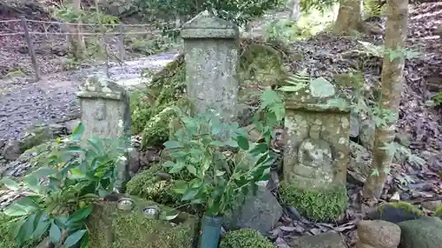 馬居寺の仏像