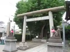 飛木稲荷神社の鳥居