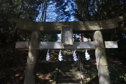 滑川神社 - 仕事と子どもの守り神の鳥居