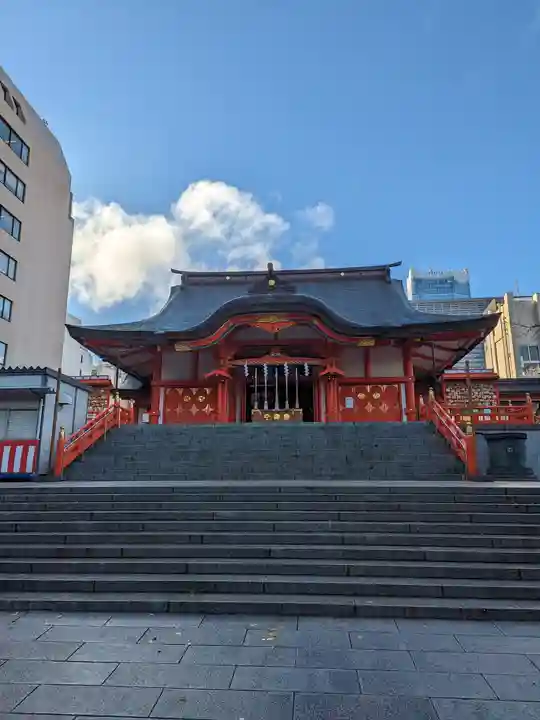 花園神社の本殿・本堂
