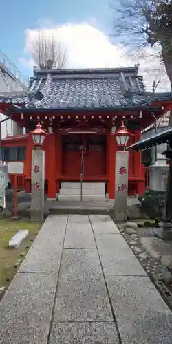 石稲荷神社の本殿・本堂