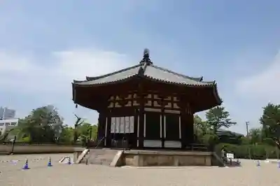 興福寺の本殿・本堂