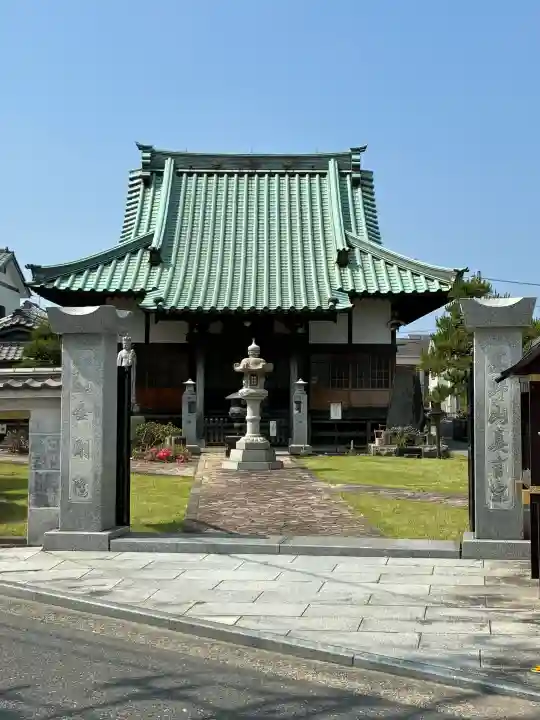 金剛院の{uncategorized: "未分類", other: "その他", undefined: "問題あり", building: "その他建物", grave: "お墓", sacred_gate: "鳥居", guardian: "狛犬", statue: "像", buddha: "仏像", history: "歴史", nature: "自然", garden: "庭園", animal: "動物", pagoda: "塔", temizu: "手水舎", mountain_gate: "山門・神門", sanctuary: "本殿・本堂", subordinate: "末社・摂社", art: "芸術", scenery: "景色", jizo: "地蔵", ema: "絵馬", goshuin: "御朱印", omikuji: "おみくじ", items: "授与品その他", amulet: "お守り", goshuincho: "御朱印帳", eats: "食事", festival: "お祭り", votive_dance: "神楽", shichigosan: "七五三参", wedding: "結婚式", experience: "体験その他", initially: "初詣", around: "周辺", anti_infection: "感染症対策"}
