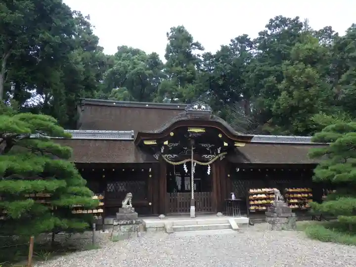 梅宮大社の本殿・本堂