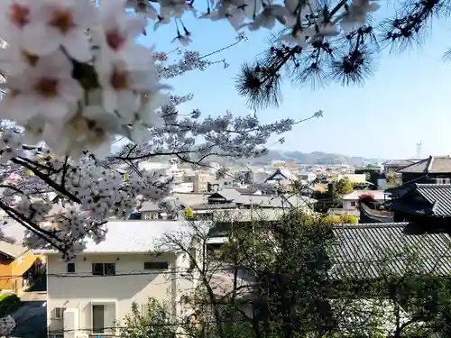 福良天満宮の景色