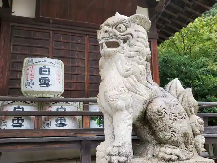 篠原嚴島神社の狛犬