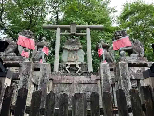 伏見稲荷大社　御膳谷奉拝所(京都府)