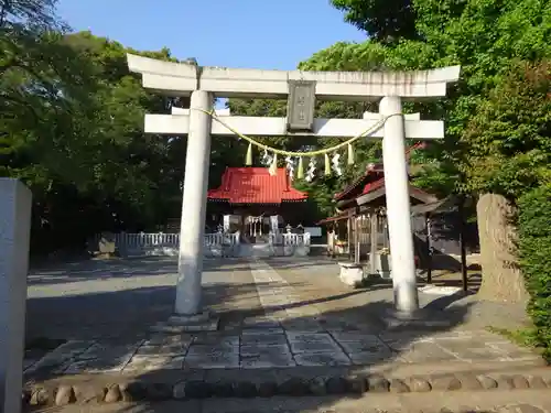 旭鎮守八幡神社の鳥居