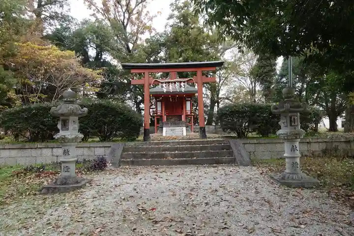 多坐弥志理都比古神社の末社・摂社