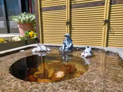 全龍寺の{uncategorized: "未分類", other: "その他", undefined: "問題あり", building: "その他建物", grave: "お墓", sacred_gate: "鳥居", guardian: "狛犬", statue: "像", buddha: "仏像", history: "歴史", nature: "自然", garden: "庭園", animal: "動物", pagoda: "塔", temizu: "手水舎", mountain_gate: "山門・神門", sanctuary: "本殿・本堂", subordinate: "末社・摂社", art: "芸術", scenery: "景色", jizo: "地蔵", ema: "絵馬", goshuin: "御朱印", omikuji: "おみくじ", items: "授与品その他", amulet: "お守り", goshuincho: "御朱印帳", eats: "食事", festival: "お祭り", votive_dance: "神楽", shichigosan: "七五三参", wedding: "結婚式", experience: "体験その他", initially: "初詣", around: "周辺", anti_infection: "感染症対策"}