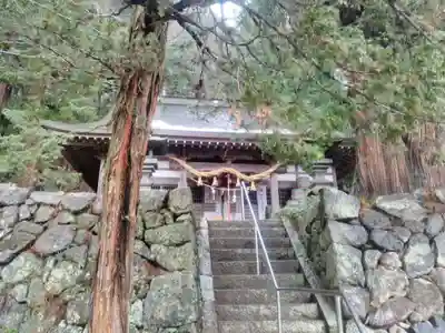 大滝神社の本殿・本堂