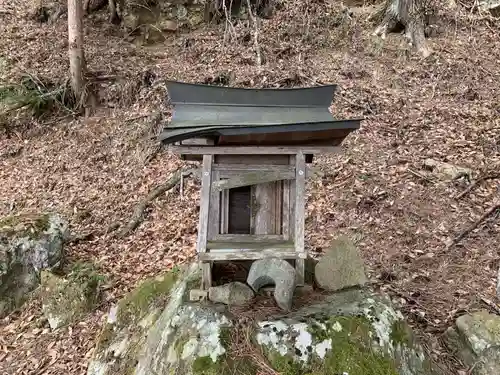 北赤井神社本宮の末社