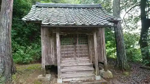 高雄神社の末社・摂社