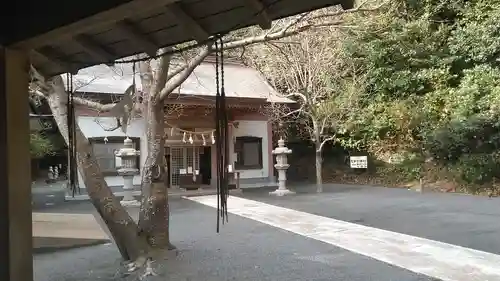 皇産霊神社の本殿