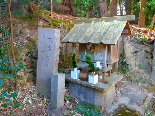 恋の水神社の末社・摂社