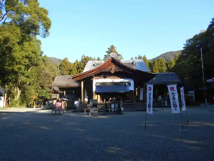 土佐神社の本殿・本堂