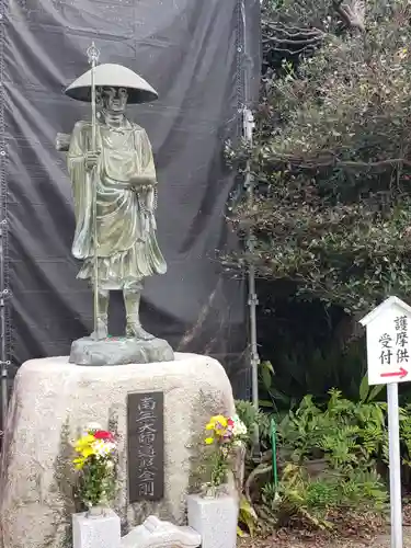 総願寺の像