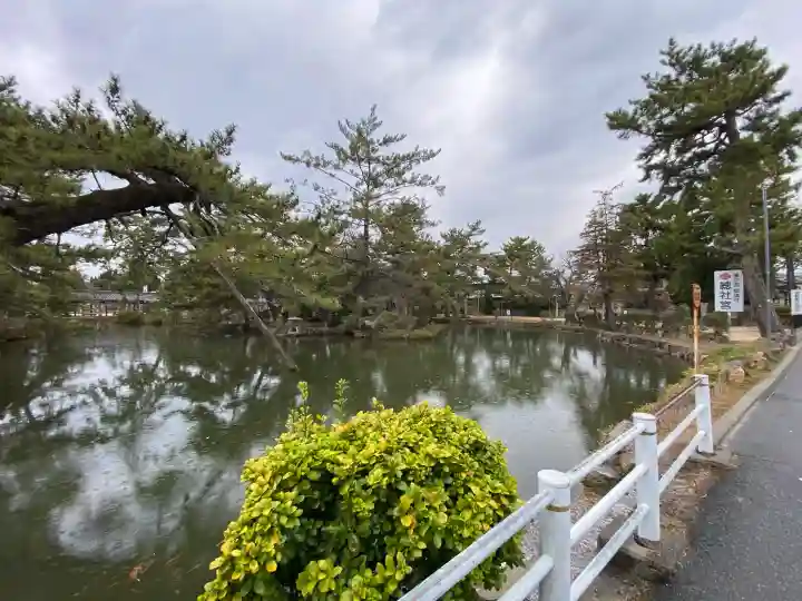 備中国總社の{uncategorized: "未分類", other: "その他", undefined: "問題あり", building: "その他建物", grave: "お墓", sacred_gate: "鳥居", guardian: "狛犬", statue: "像", buddha: "仏像", history: "歴史", nature: "自然", garden: "庭園", animal: "動物", pagoda: "塔", temizu: "手水舎", mountain_gate: "山門・神門", sanctuary: "本殿・本堂", subordinate: "末社・摂社", art: "芸術", scenery: "景色", jizo: "地蔵", ema: "絵馬", goshuin: "御朱印", omikuji: "おみくじ", items: "授与品その他", amulet: "お守り", goshuincho: "御朱印帳", eats: "食事", festival: "お祭り", votive_dance: "神楽", shichigosan: "七五三参", wedding: "結婚式", experience: "体験その他", initially: "初詣", around: "周辺", anti_infection: "感染症対策"}