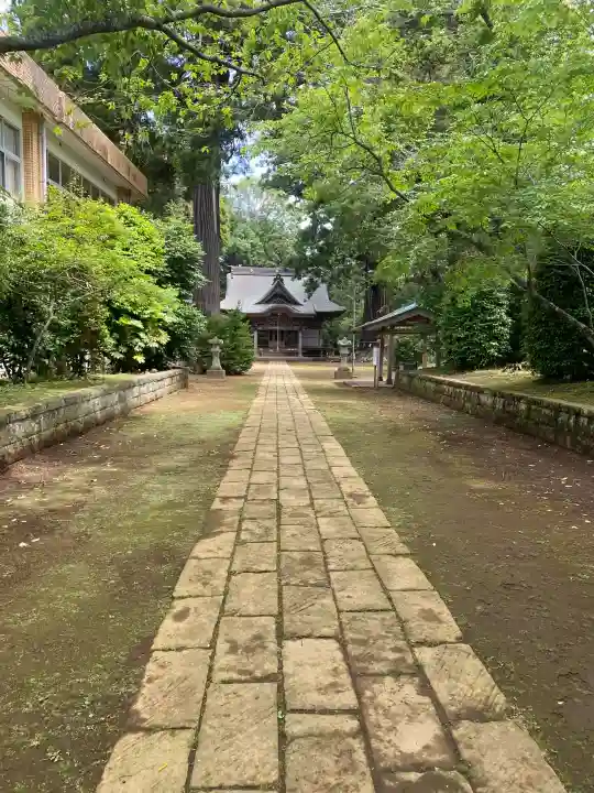 松山神社の{uncategorized: "未分類", other: "その他", undefined: "問題あり", building: "その他建物", grave: "お墓", sacred_gate: "鳥居", guardian: "狛犬", statue: "像", buddha: "仏像", history: "歴史", nature: "自然", garden: "庭園", animal: "動物", pagoda: "塔", temizu: "手水舎", mountain_gate: "山門・神門", sanctuary: "本殿・本堂", subordinate: "末社・摂社", art: "芸術", scenery: "景色", jizo: "地蔵", ema: "絵馬", goshuin: "御朱印", omikuji: "おみくじ", items: "授与品その他", amulet: "お守り", goshuincho: "御朱印帳", eats: "食事", festival: "お祭り", votive_dance: "神楽", shichigosan: "七五三参", wedding: "結婚式", experience: "体験その他", initially: "初詣", around: "周辺", anti_infection: "感染症対策"}