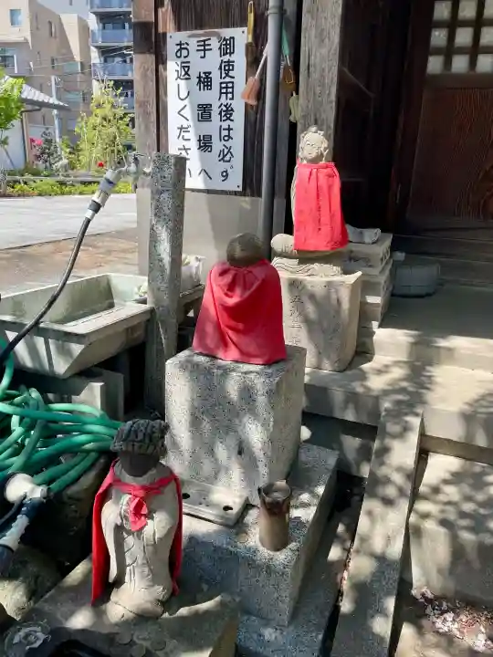 善立寺の{uncategorized: "未分類", other: "その他", undefined: "問題あり", building: "その他建物", grave: "お墓", sacred_gate: "鳥居", guardian: "狛犬", statue: "像", buddha: "仏像", history: "歴史", nature: "自然", garden: "庭園", animal: "動物", pagoda: "塔", temizu: "手水舎", mountain_gate: "山門・神門", sanctuary: "本殿・本堂", subordinate: "末社・摂社", art: "芸術", scenery: "景色", jizo: "地蔵", ema: "絵馬", goshuin: "御朱印", omikuji: "おみくじ", items: "授与品その他", amulet: "お守り", goshuincho: "御朱印帳", eats: "食事", festival: "お祭り", votive_dance: "神楽", shichigosan: "七五三参", wedding: "結婚式", experience: "体験その他", initially: "初詣", around: "周辺", anti_infection: "感染症対策"}