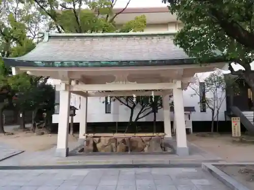 湊川神社の手水舎