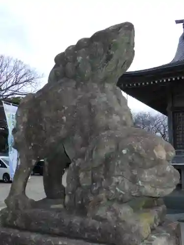 神﨑神社の狛犬