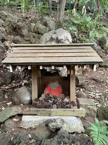 明王院（満願寺別院）の末社