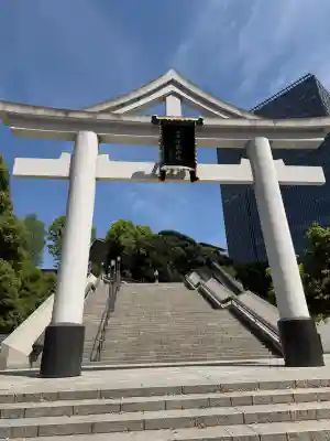 日枝神社の{uncategorized: "未分類", other: "その他", undefined: "問題あり", building: "その他建物", grave: "お墓", sacred_gate: "鳥居", guardian: "狛犬", statue: "像", buddha: "仏像", history: "歴史", nature: "自然", garden: "庭園", animal: "動物", pagoda: "塔", temizu: "手水舎", mountain_gate: "山門・神門", sanctuary: "本殿・本堂", subordinate: "末社・摂社", art: "芸術", scenery: "景色", jizo: "地蔵", ema: "絵馬", goshuin: "御朱印", omikuji: "おみくじ", items: "授与品その他", amulet: "お守り", goshuincho: "御朱印帳", eats: "食事", festival: "お祭り", votive_dance: "神楽", shichigosan: "七五三参", wedding: "結婚式", experience: "体験その他", initially: "初詣", around: "周辺", anti_infection: "感染症対策"}