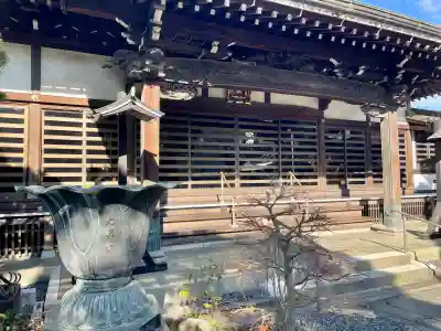 光明寺の{uncategorized: "未分類", other: "その他", undefined: "問題あり", building: "その他建物", grave: "お墓", sacred_gate: "鳥居", guardian: "狛犬", statue: "像", buddha: "仏像", history: "歴史", nature: "自然", garden: "庭園", animal: "動物", pagoda: "塔", temizu: "手水舎", mountain_gate: "山門・神門", sanctuary: "本殿・本堂", subordinate: "末社・摂社", art: "芸術", scenery: "景色", jizo: "地蔵", ema: "絵馬", goshuin: "御朱印", omikuji: "おみくじ", items: "授与品その他", amulet: "お守り", goshuincho: "御朱印帳", eats: "食事", festival: "お祭り", votive_dance: "神楽", shichigosan: "七五三参", wedding: "結婚式", experience: "体験その他", initially: "初詣", around: "周辺", anti_infection: "感染症対策"}