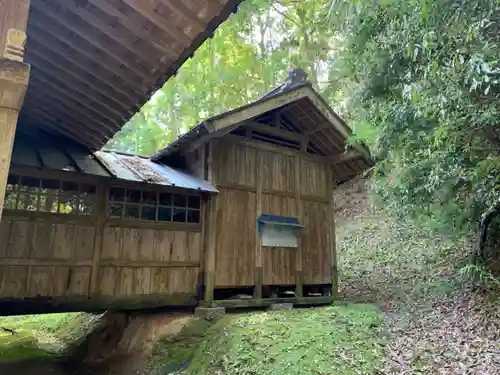 八幡神社の本殿・本堂