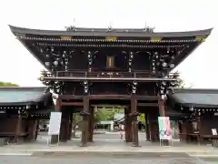 真清田神社の山門