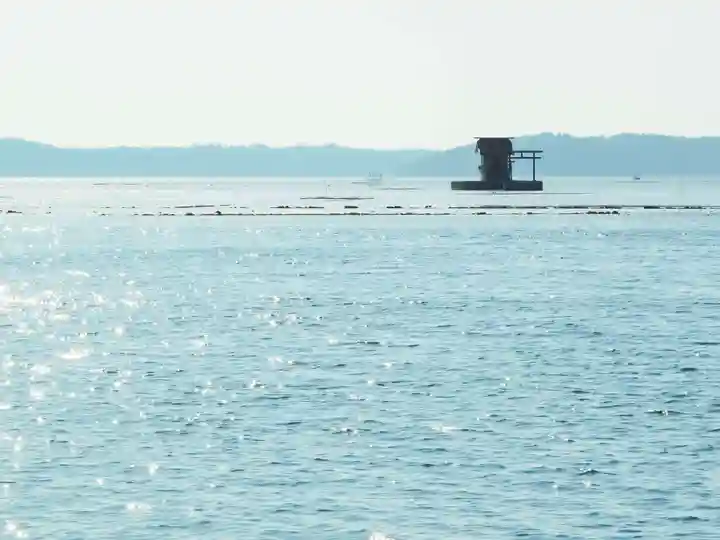 牡蠣島辨天神社(北海道)