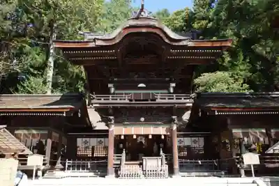 諏訪大社下社秋宮の本殿・本堂