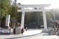 諏訪大社の鳥居