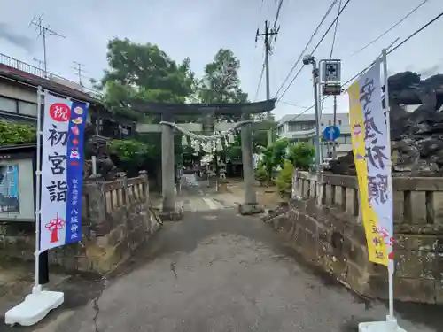 取手八坂神社の鳥居