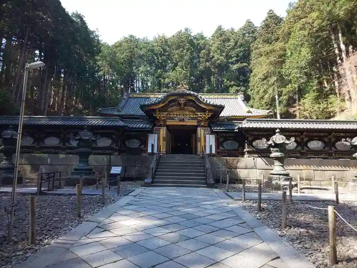 輪王寺の山門・神門