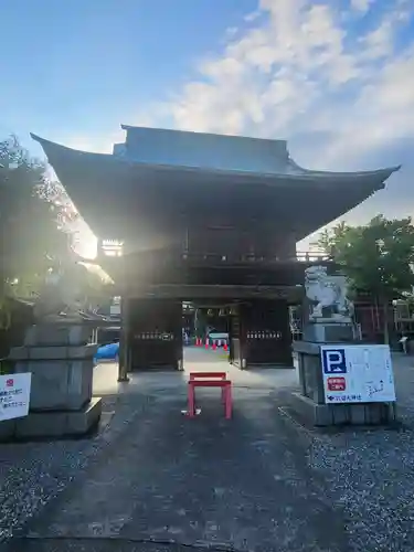 穴切大神社の山門