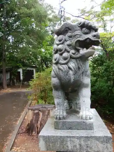 小樽稲荷神社の狛犬