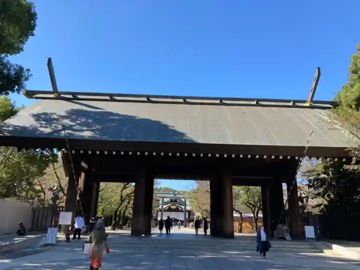 靖國神社の山門・神門