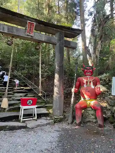 東霧島神社の鳥居