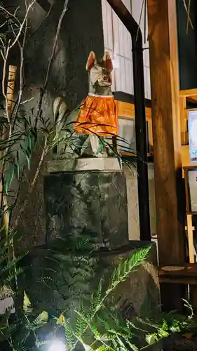 五十稲荷神社(栄寿稲荷神社)の狛犬