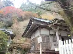 月輪寺の本殿